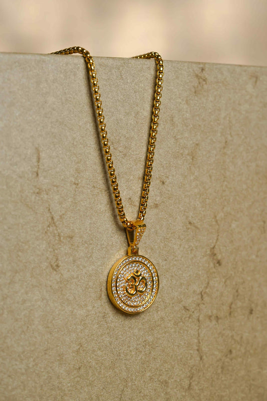 Om Symbol Dimond Pendant With Chain