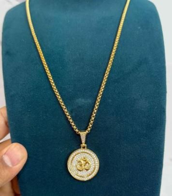 Om Symbol Dimond Pendant With Chain